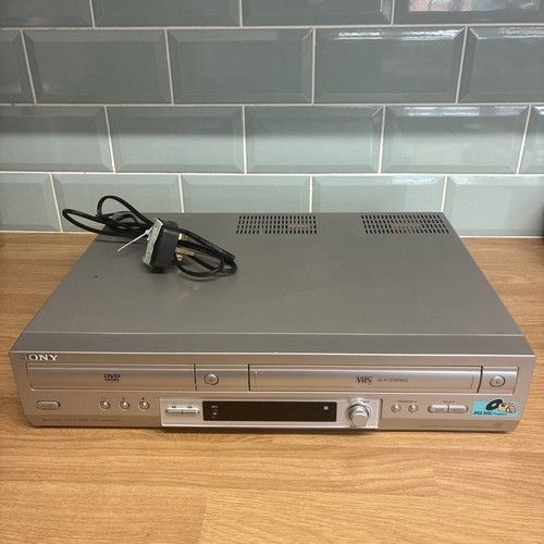 Sony SLV-D950 Dolby Digital DVD Player/Video Cassette Recorder No Remote TESTED