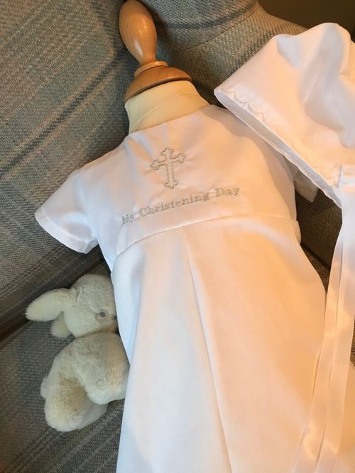BOYS CHRISTENING ROMPER SUIT AND BAPTISM BONNET - PERSONALISED - BABY CLOTHES — image 4