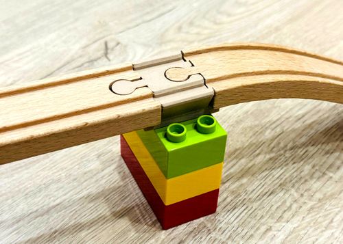 Pack of 8 x Duplo Wooden Train Track Adaptors – Brio/Lillabo/Bigjigs/Playtive — image 1