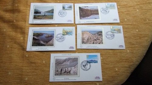 SET OF 5 1981 NATIONAL TRUSTS  BENHAM SILK COVERS