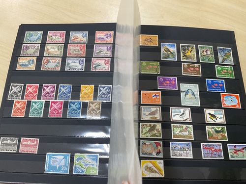 World stamps. Mostly airmails + birds.  Mint/used. Stock book @193 — image 22