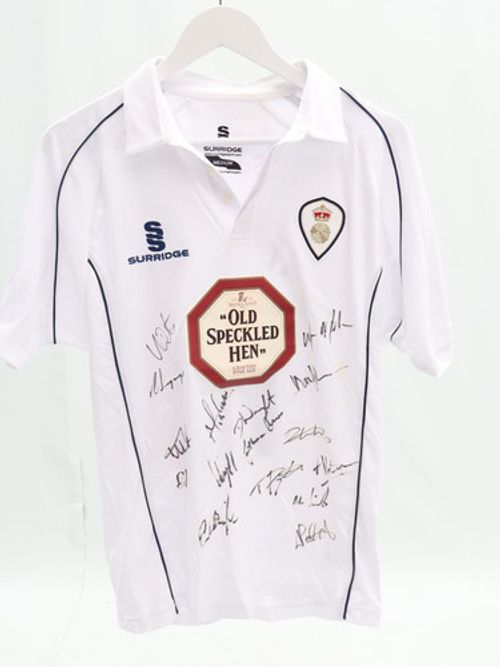Derbyshire Cricketers CCC Players Signed Shirt ideal for framing