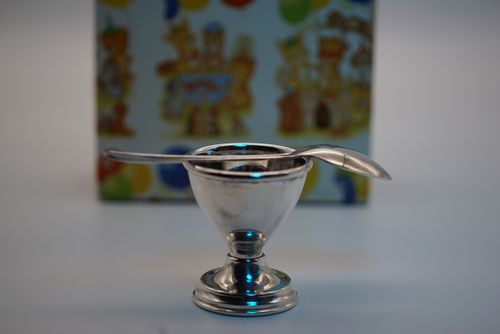 Vintage Christening Set Egg Cup Spoon Napkin Ring Silver Plated Sheffield Boxed — image 9