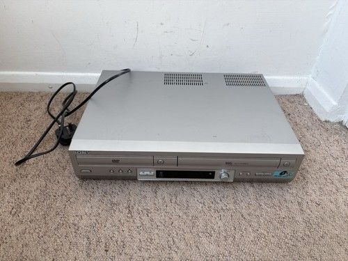 Sony SLV-D950G1 DVD VHS Combi Player *DVD Player Not Working* No Remote