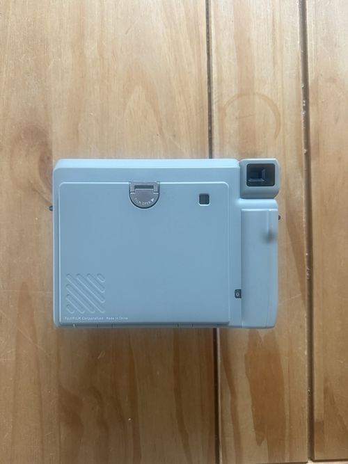 Fujifilm Instax Wide 400 Instant Camera SAGE Green — image 4