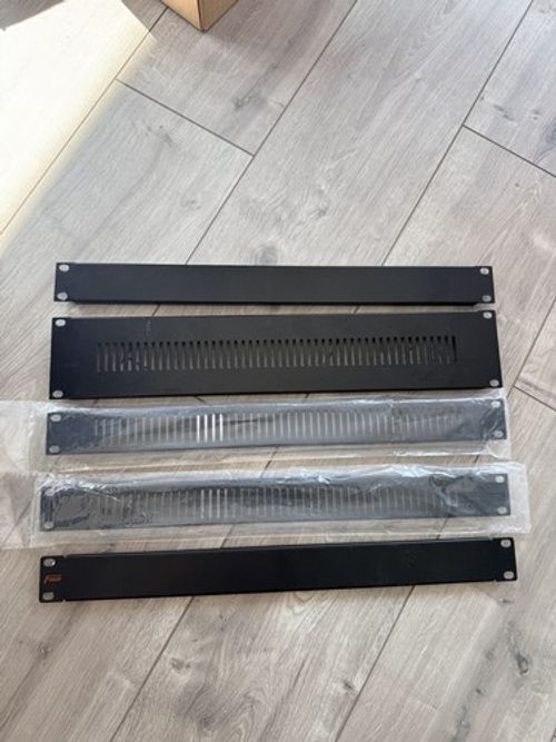 6 x Blanking Plates for Comms Data Cabinet Rack 19 Vented Black 1U 2U