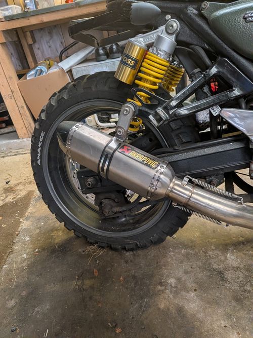 Suzuki Gsx 750 Bobba — image 3