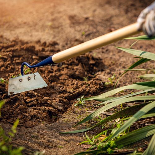 12 cm / 5 inch Solid Steel Swan Neck Hoe Head Garden Tool with Wooden Handle — image 9
