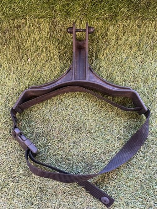 SM - Powakaddy Freeway / FW / Titanium Upper Bag Support Bracket- Pre-owned