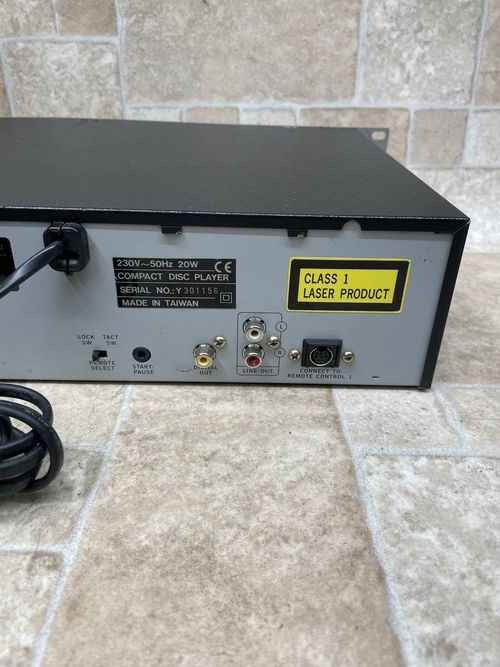 Skytec Tec 2700 DJ Controller and Dual CD Player- Read Description — image 19