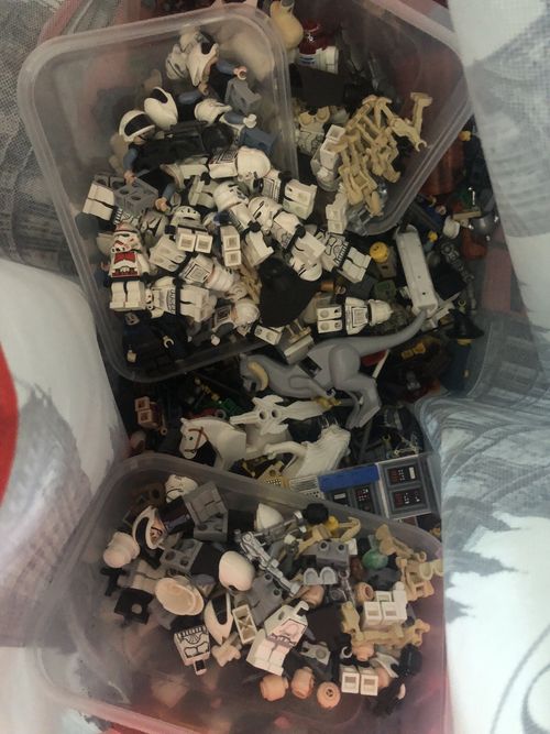 Genuine LEGO Bundle Mixed Bricks,Parts,Pieces,figures extras. JobLot Bags Of 1KG — image 2