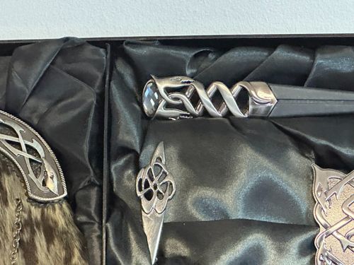 Full Dress Antique Serpent Cantle Sporran 5 piece Set £199 - choice of Sporran — image 6