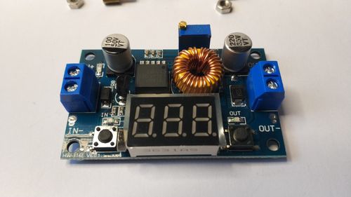 XL4015 5A 75W DC-DC Step Down Buck Converter with LED voltage display — image 4