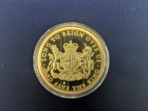 Windsor Mint King Charles III Commemorative Gold Plated Coin Collection boxed — image 7