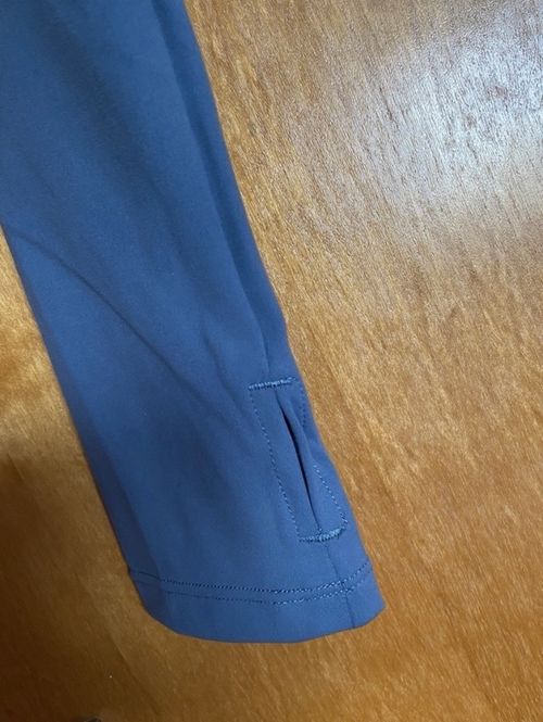 Sculpt Activewear Cropped Long Sleeved Top - medium — image 3