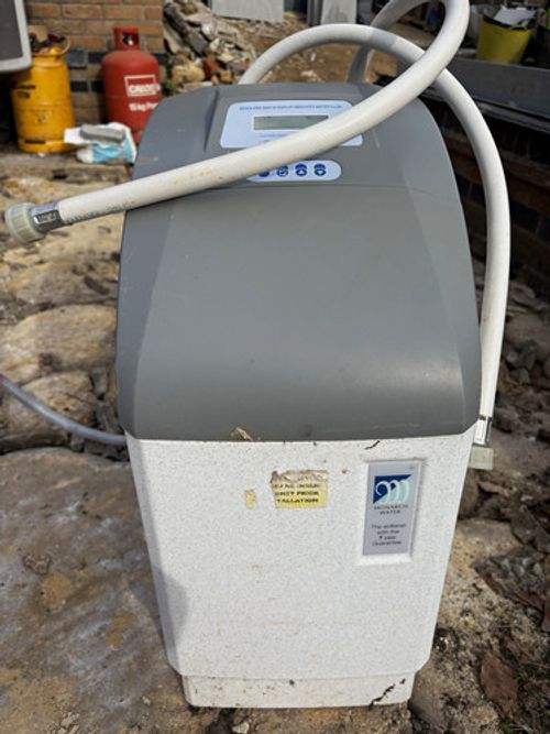 Monarch Water Aqua Optima Evolve Whole House Softener 10L Plastic Grey/White