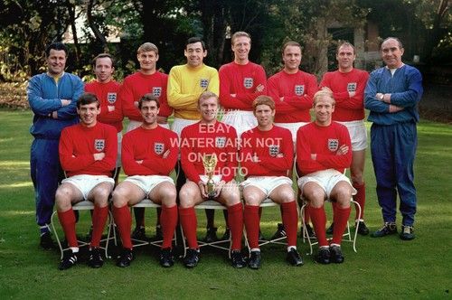 SQUAD TROPHY ENGLAND 1966 WORLD CUP FINAL QUALITY PHOTO PRINT TROPHY TEAM