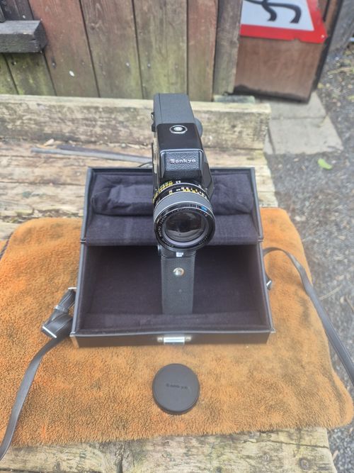 Sankyo MF-404 Super 8 Cine Film Camera Fully Working Unit Only With Case Y2K — image 2