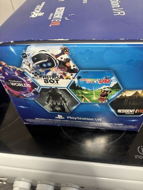 Sony PlayStation VR Mega Pack Boxed + Camera + 2x PS Move Controllers PS4 Set — image 3