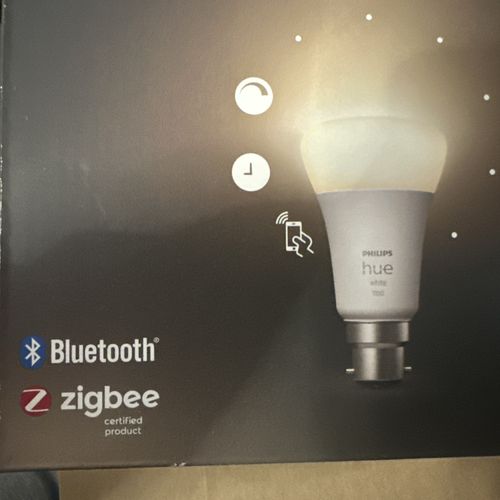 Philips Hue B22 1100lumens White Smart Starter Kit: 2 Bulbs + Bridge 🎄🎁 — image 5