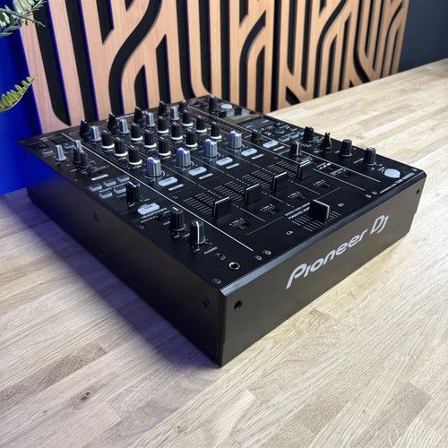 Pioneer DJM-900NXS2 4 Channel DJ Mixer