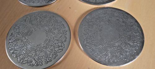 Vintage Engraved Silver Plated 9cm Round Coaster Set x 6 Coasters and Holder — image 5