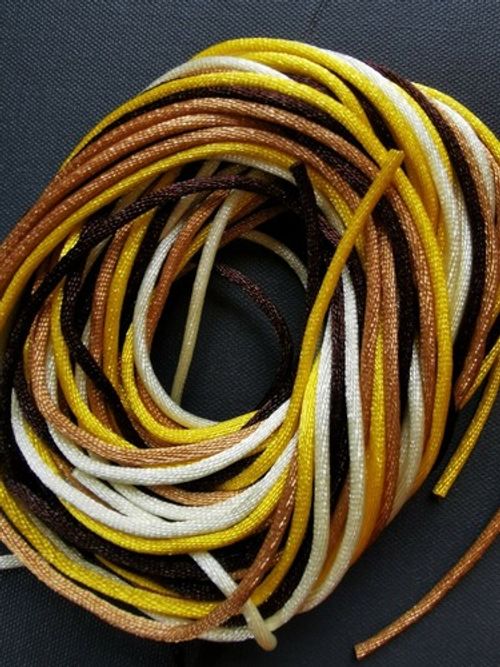 Kumihimo starter kit inc disc, instructions & project bag. Makes 3 bracelets 
