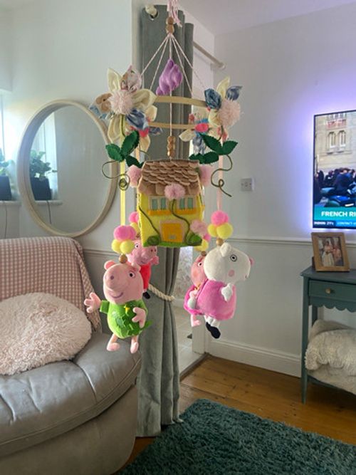 Peppa Pig Nursery Mobile Hanging Cot/Crib Felt House & Flowers Multicolour