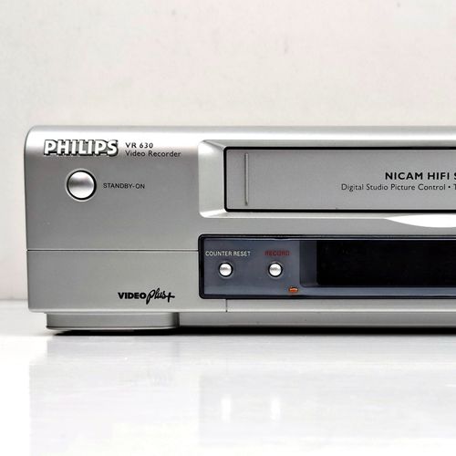 Philips VHS VCR Video Cassette Tape Player & Recorder VR630 with REMOTE CONTROL — image 9
