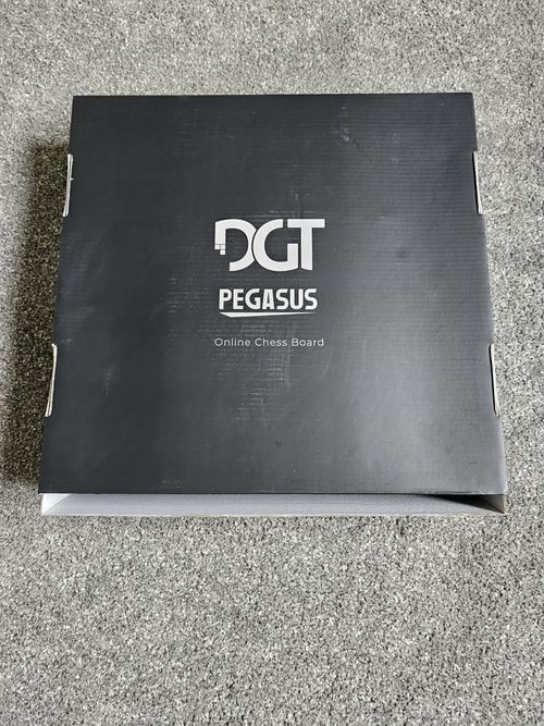 DGT Pegasus Chess Board – Smart Electronic Chessboard For Online Play - Pristine — image 2