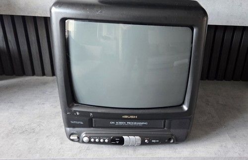 BUSH BTV17 Tv VIDEO RECORDER  GAMING TV **Video Needs Attention** 