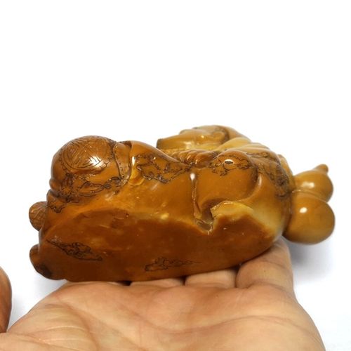 Old 100% Natural China Shoushan Stone Hand Carved Jigong Buddha Statue  L 11 CM — image 12