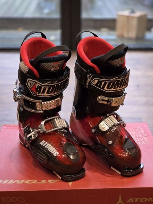 Atomic Live fit 90 Men’s Ski Boots Mondopoint 26/26.5 UK 7/7.5 Red/Black