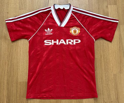 Genuine 88-90 Adidas Manchester United kit, good condition, size xs
