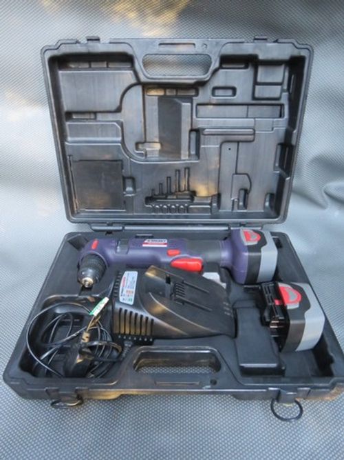 A GOOD SPARKY PROFESSIONAL CORDLESS RIGHT ANGLED DRILL WITH BATTERIES & CHARGER
