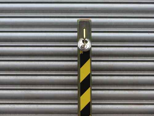 Telescopic Security Post Parking Bollard Drop Down Driveway Post — image 2