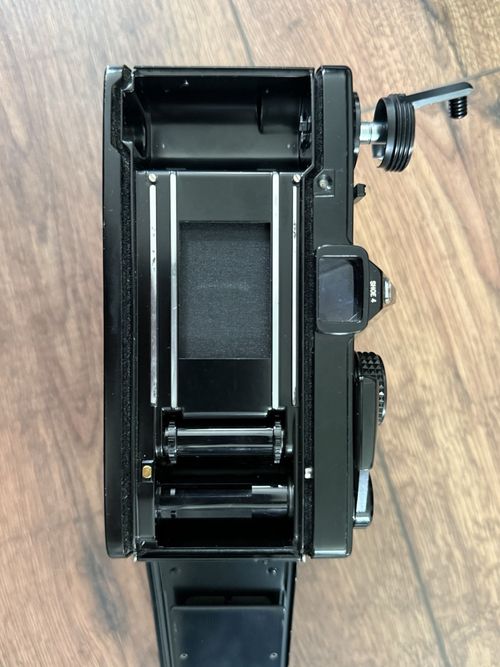 Olympus OM-2N 35mm SLR Film Camera Black — image 4