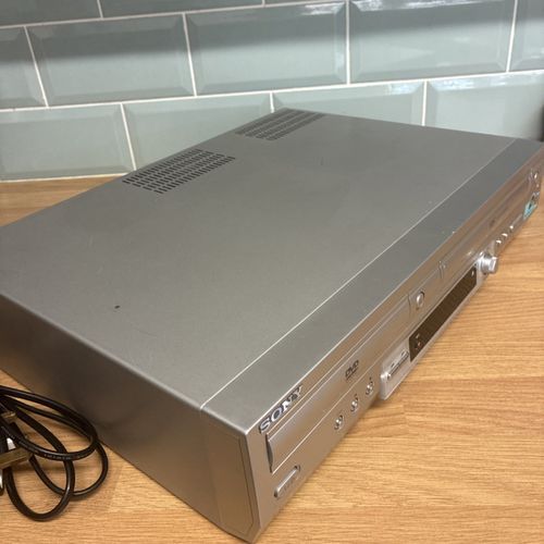Sony SLV-D950 Dolby Digital DVD Player/Video Cassette Recorder No Remote TESTED — image 6
