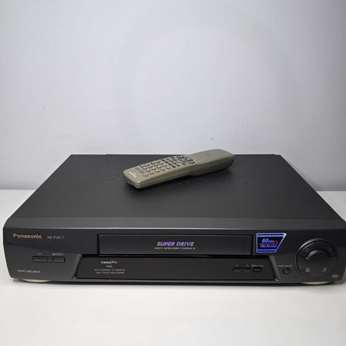 Panasonic NV-FJ611 VCR Video Cassette Player Tested With Remote — image 1