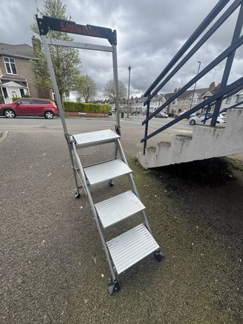 Little Giant Jumbo 4 tread step ladder
