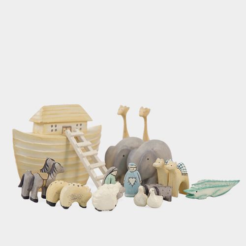 Little Noah's Ark Hand Carved Christening Christmas Birthday Gift Boxed Keepsake — image 1