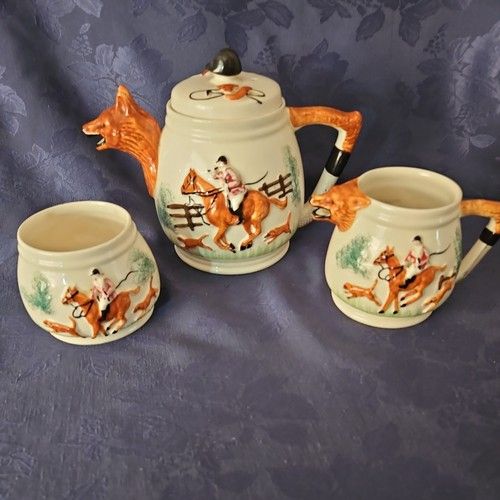 Portland Pottery Fox Hunting  Vintage Tea Set . Teapot , milk jug and sugar bowl