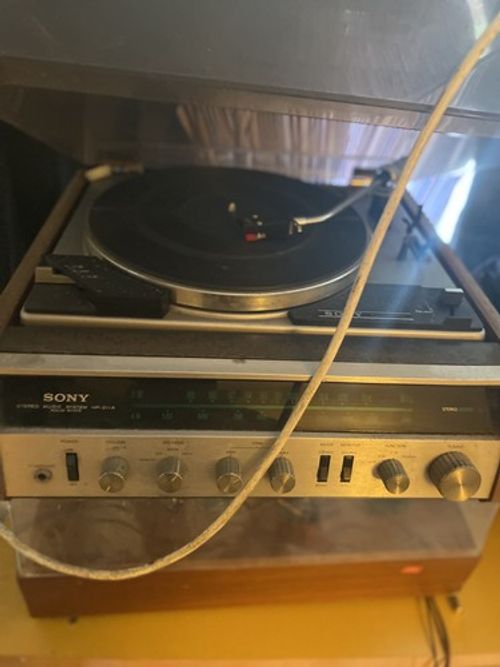 Sony HP-211A Vintage Retro Stereo Music System Turntable Sony Speakers HiFi