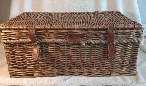 Wicker Basket Storage Table Picnic Hamper Log Basket 60x40x25cm Rope Handles Gd