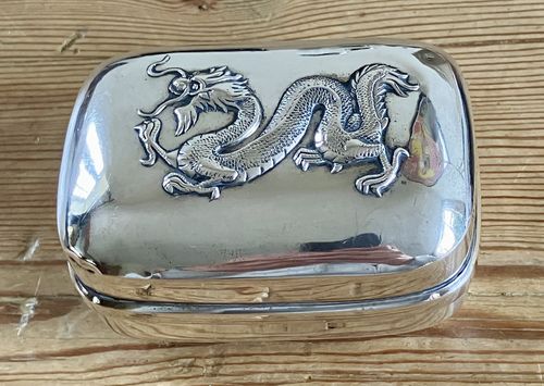 Rare Antique Chinese Export Silver Repousse Dragon Soap Box Lien Hing Circa 1900 — image 1