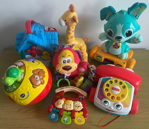 7 x Bundle of Sensory Toys, Todder Toys, Musical, Vtech, Fisher Price, Leap Frog — image 1