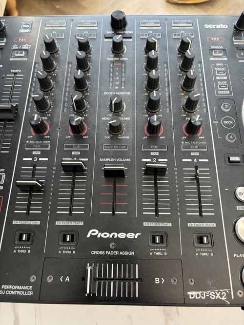 Pioneer DDJ-SX2 DJ Controller – Spares or Repair – Powers On — image 2