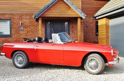 MGB ROADSTER — image 6