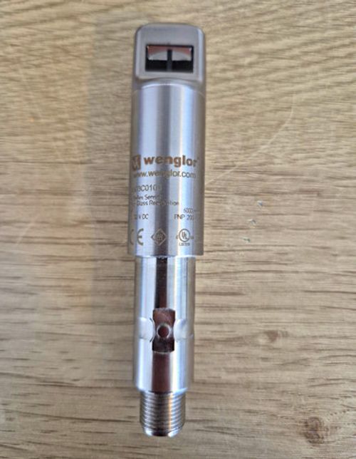 Wenglor Photoelectric Sensor OKII603C0103 10-30V DC 600mm Shielded