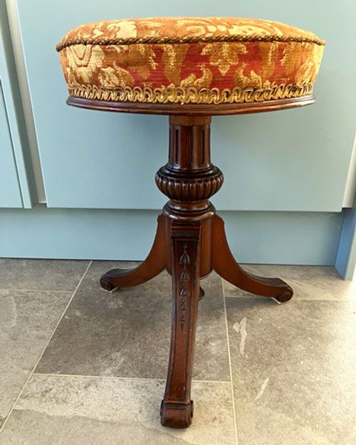 Antique ‘Howe’ Victorian Adjustable Piano Stool 1860 - 1880